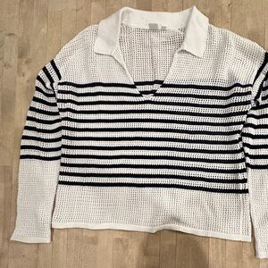 GAP Women's V-Neck Sweater - Black and White Stripes